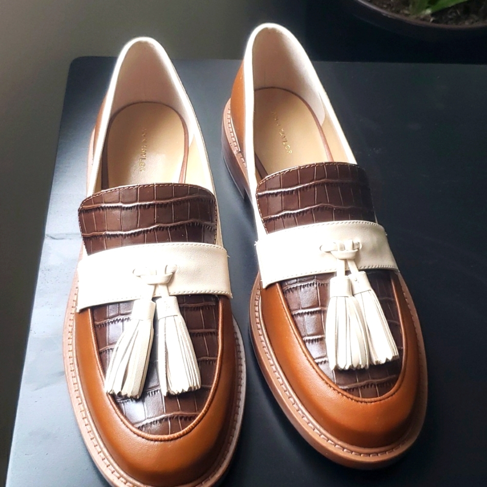 Ann Taylor Loafers